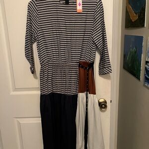 NEW Maple and Cliff Abstract side belt Dress size M